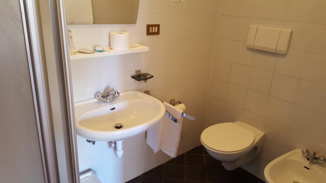 Hotel Piccolo Сан Лугано Екстериор снимка